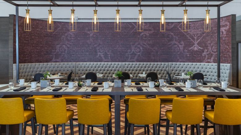 <b>Renaissance Concourse Hotel Atlanta Restaurant</b>. Images powered by <a href="https://www.leonardoworldwide.com/" title="Leonardo Worldwide" target="_blank">Leonardo</a>.