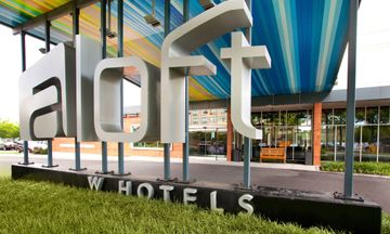 aloft Philadelphia Airport