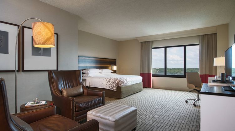 Renaissance Austin Hotel Room