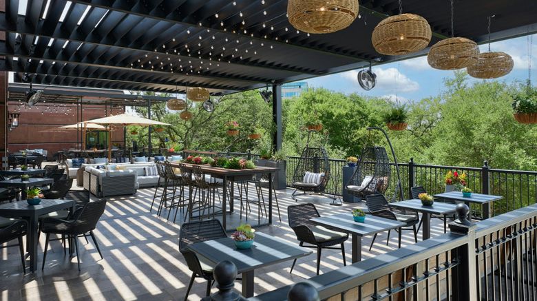 <b>Renaissance Austin Hotel Restaurant</b>. Images powered by <a href="https://www.leonardoworldwide.com/" title="Leonardo Worldwide" target="_blank">Leonardo</a>.