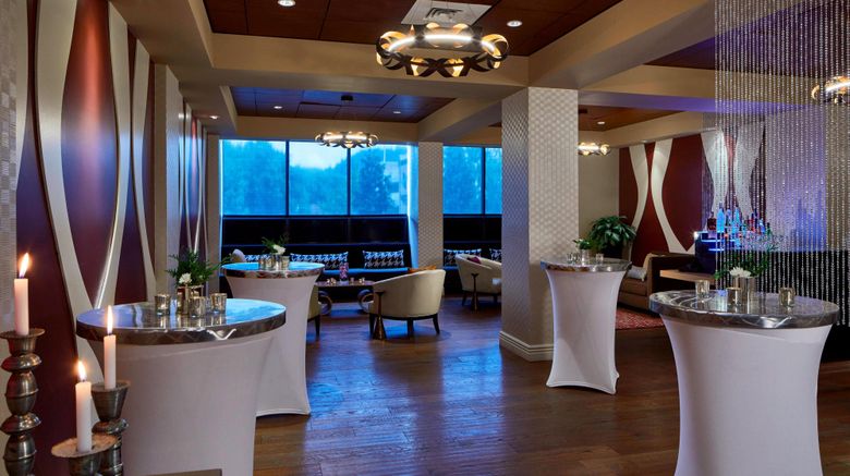 <b>Renaissance Asheville Hotel Restaurant</b>. Images powered by <a href="https://www.leonardoworldwide.com/" title="Leonardo Worldwide" target="_blank">Leonardo</a>.