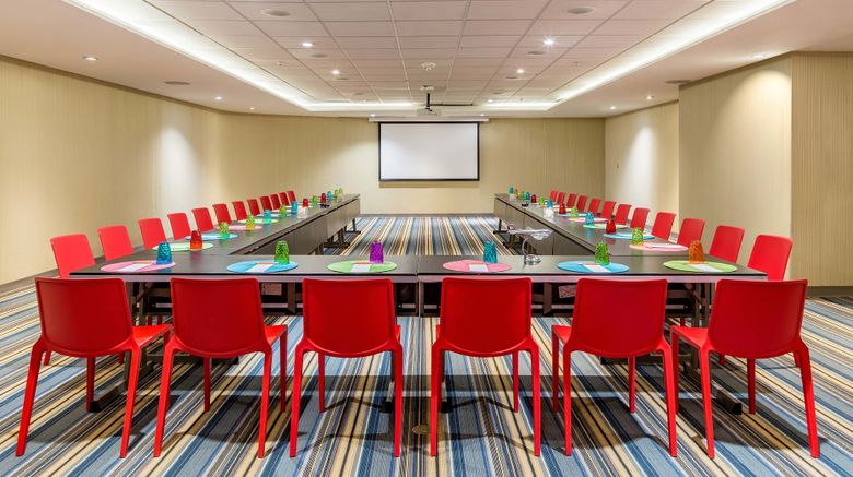 <b>aloft Panama Meeting</b>. Images powered by <a href="https://www.leonardoworldwide.com/" title="Leonardo Worldwide" target="_blank">Leonardo</a>.