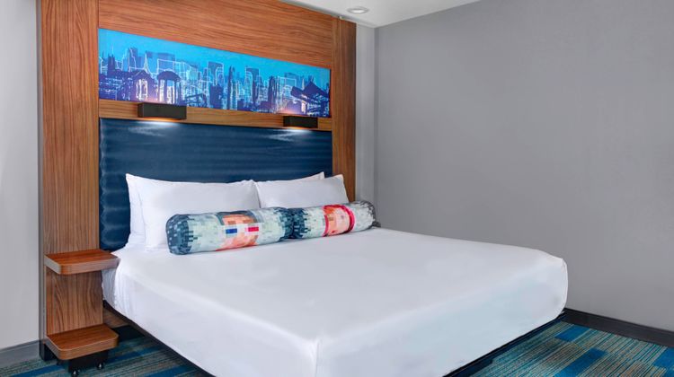Aloft Raleigh-Durham Airport Brier Creek Room