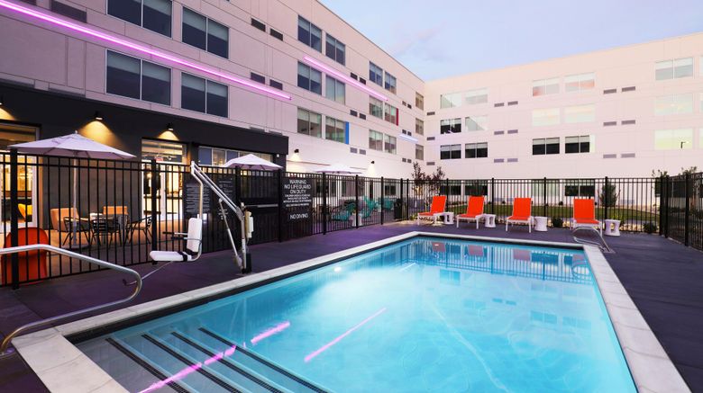 <b>Aloft Reno-Tahoe International Airport Pool</b>. Images powered by <a href="https://www.leonardoworldwide.com/" title="Leonardo Worldwide" target="_blank">Leonardo</a>.
