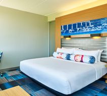 aloft Las Colinas Room