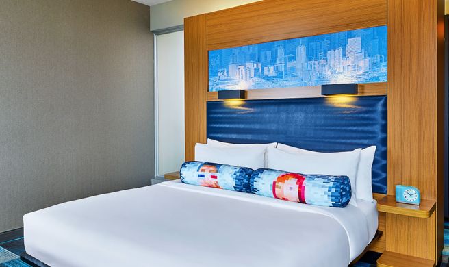 Aloft Denver Airport at Gateway Park Room