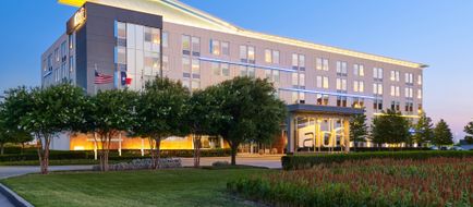 aloft Plano Exterior