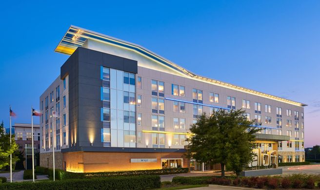 Aloft Frisco Exterior