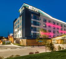 Aloft Arlington Entertainment District Exterior