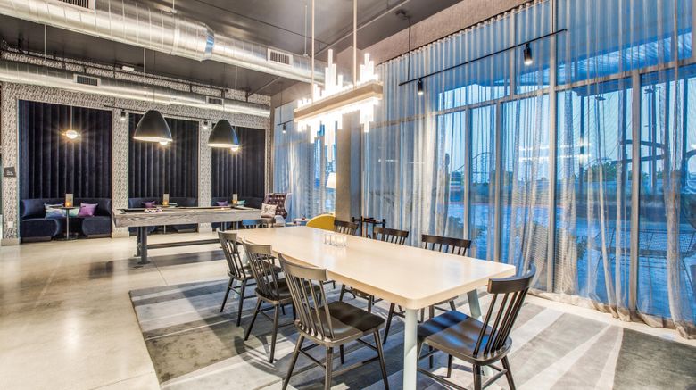 <b>Aloft Arlington Entertainment District Lobby</b>. Images powered by <a href="https://www.leonardoworldwide.com/" title="Leonardo Worldwide" target="_blank">Leonardo</a>.