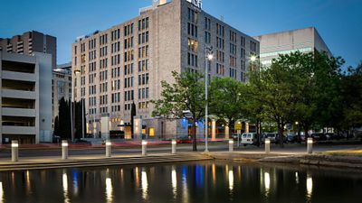 aloft Dallas Downtown