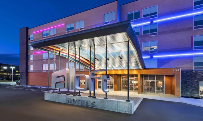 aloft Cincinnati West Chester Exterior