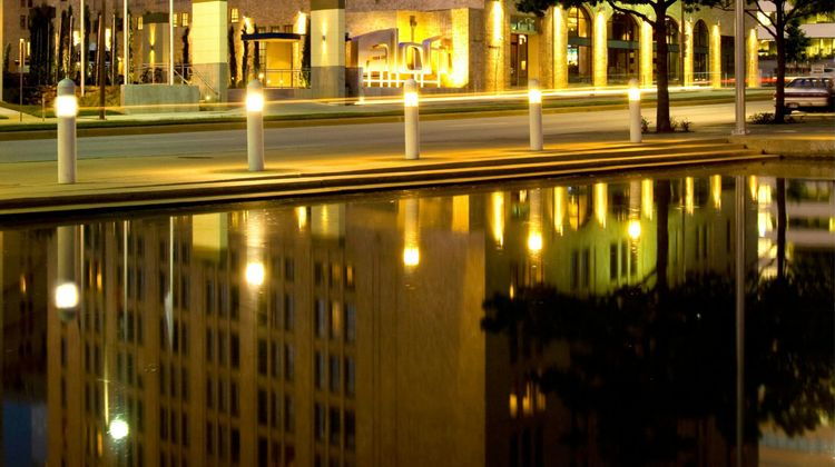 aloft Dallas Downtown Exterior
