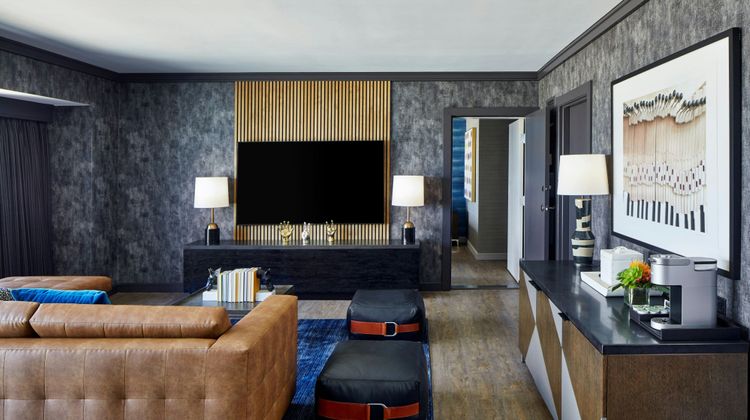 Renaissance Nashville Hotel Room