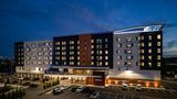 Aloft Columbus University District Exterior