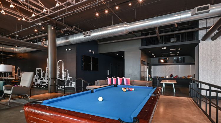 Aloft by Marriott Charlotte City Center Pool