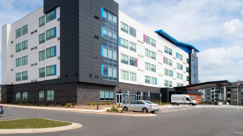 <b>aloft Charlotte Airport Exterior</b>. Images powered by <a href="https://www.leonardoworldwide.com/" title="Leonardo Worldwide" target="_blank">Leonardo</a>.