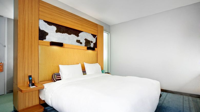 <b>aloft Bolingbrook Room</b>. Images powered by <a href="https://www.leonardoworldwide.com/" title="Leonardo Worldwide" target="_blank">Leonardo</a>.