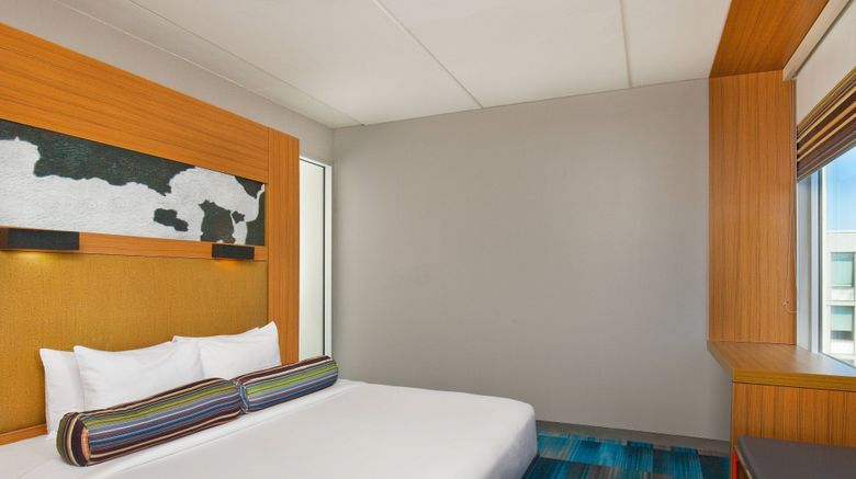 <b>aloft Bolingbrook Room</b>. Images powered by <a href="https://www.leonardoworldwide.com/" title="Leonardo Worldwide" target="_blank">Leonardo</a>.