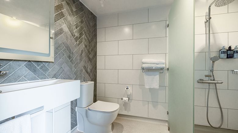 <b>Four Points Flex London Shoreditch East Room</b>. Images powered by <a href="https://www.leonardoworldwide.com/" title="Leonardo Worldwide" target="_blank">Leonardo</a>.