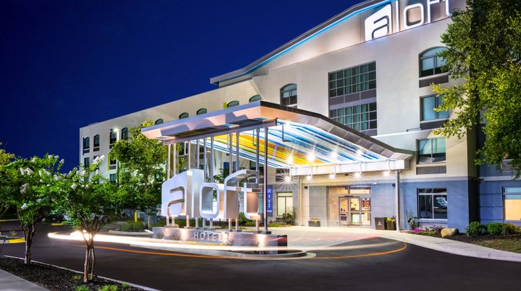 Aloft Columbia Harbison Exterior