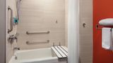 aloft Buffalo Airport Room