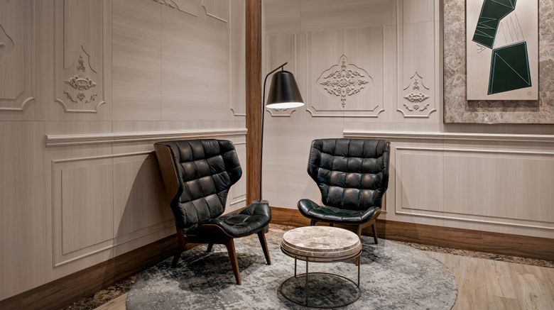 <b>Hotel Circulo Gran Via, Autograph Coll Lobby</b>. Images powered by <a href="https://www.leonardoworldwide.com/" title="Leonardo Worldwide" target="_blank">Leonardo</a>.