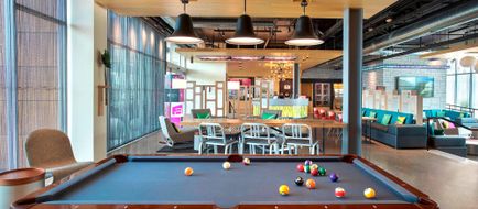 aloft Buffalo Airport Lobby