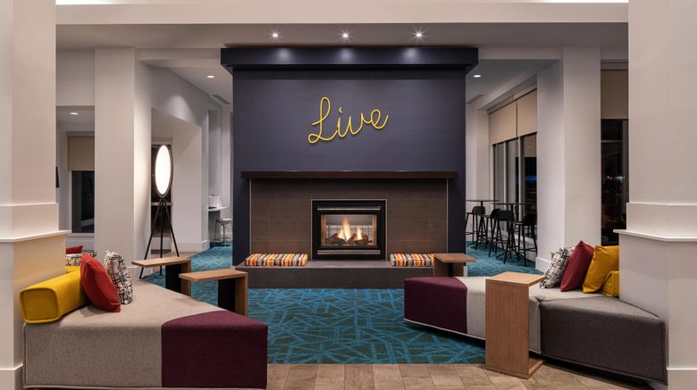 <b>Aloft Mountain View Lobby</b>. Images powered by <a href="https://www.leonardoworldwide.com/" title="Leonardo Worldwide" target="_blank">Leonardo</a>.
