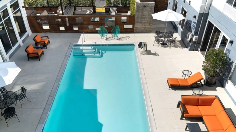 <b>Aloft Mountain View Pool</b>. Images powered by <a href="https://www.leonardoworldwide.com/" title="Leonardo Worldwide" target="_blank">Leonardo</a>.
