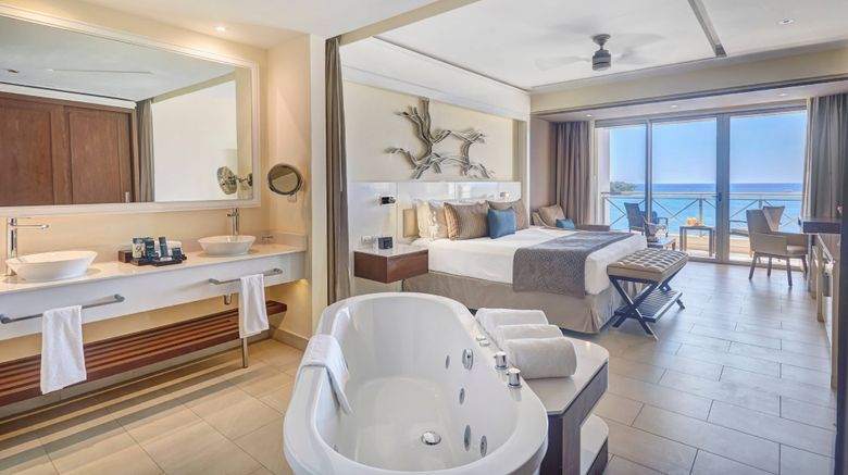 <b>Grand Lido Negril Au Naturel-Adults Only Room</b>. Images powered by <a href="https://www.leonardoworldwide.com/" title="Leonardo Worldwide" target="_blank">Leonardo</a>.