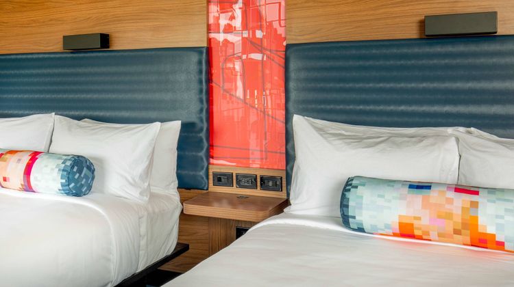 Aloft Alpharetta Room