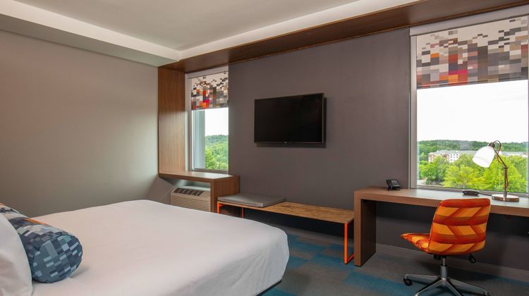 Aloft Alpharetta Room