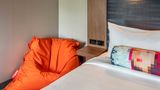 <b>Aloft Alpharetta Room</b>. Images powered by <a href="https://www.leonardoworldwide.com/" title="Leonardo Worldwide" target="_blank">Leonardo</a>.
