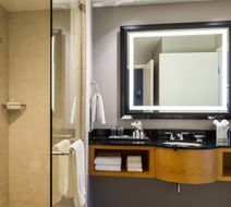 Renaissance Chicago O'Hare Suites Hotel Room