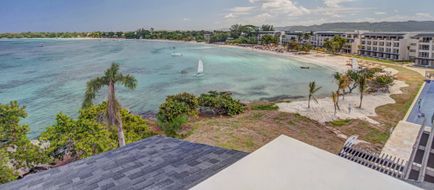Royalton Negril Resort & Spa Exterior
