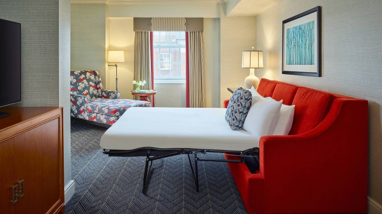 <b>The Alexandrian, Autograph Collection Suite</b>. Images powered by <a href="https://www.leonardoworldwide.com/" title="Leonardo Worldwide" target="_blank">Leonardo</a>.