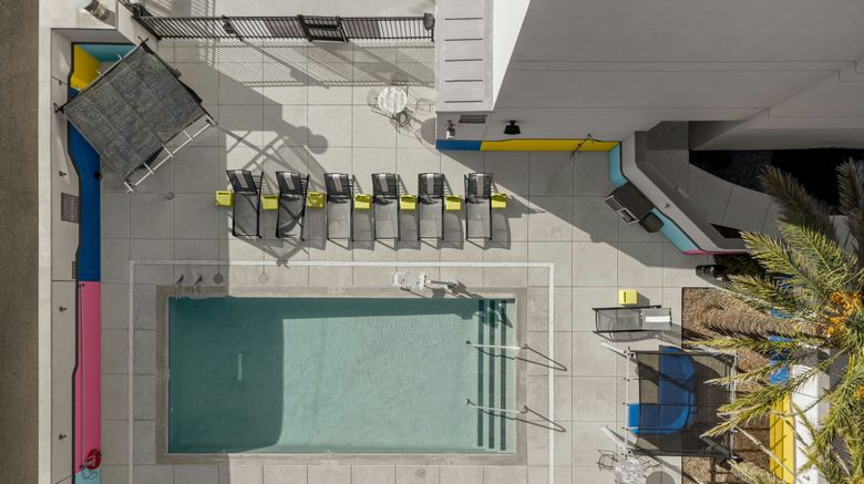 <b>aloft Tucson University Pool</b>. Images powered by <a href="https://www.leonardoworldwide.com/" title="Leonardo Worldwide" target="_blank">Leonardo</a>.