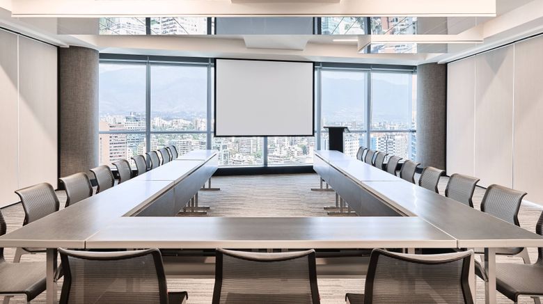 <b>AC Hotel Santiago Cenco Costanera Meeting</b>. Images powered by <a href="https://www.leonardoworldwide.com/" title="Leonardo Worldwide" target="_blank">Leonardo</a>.