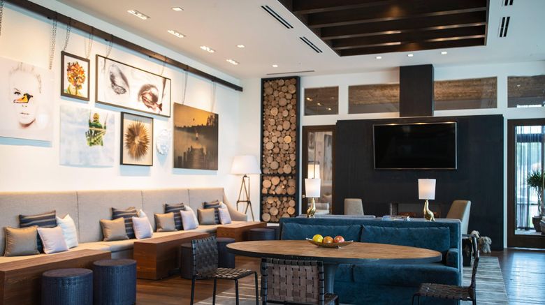 <b>Renaissance Columbus Westerville-Polaris Lobby</b>. Images powered by <a href="https://www.leonardoworldwide.com/" title="Leonardo Worldwide" target="_blank">Leonardo</a>.