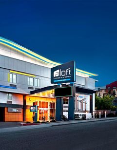 aloft Calgary University