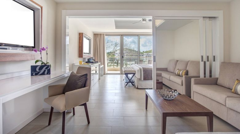 <b>Royalton Saint Lucia Resort & Spa Room</b>. Images powered by <a href="https://www.leonardoworldwide.com/" title="Leonardo Worldwide" target="_blank">Leonardo</a>.