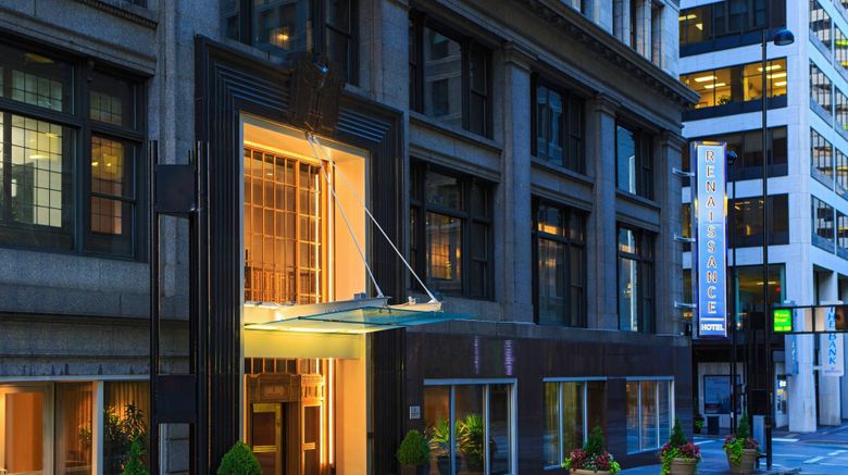 Renaissance Cincinnati Downtown Hotel Exterior. Images powered by <a href="https://www.leonardoworldwide.com" target="_blank" rel="noopener">Leonardo</a>.