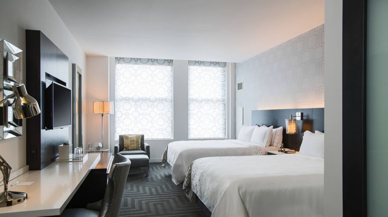 <b>Renaissance Cincinnati Downtown Hotel Room</b>. Images powered by <a href="https://www.leonardoworldwide.com/" title="Leonardo Worldwide" target="_blank">Leonardo</a>.