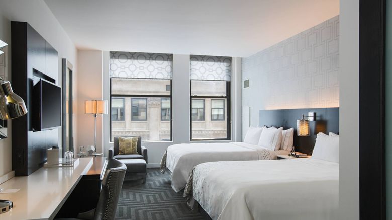 <b>Renaissance Cincinnati Downtown Hotel Room</b>. Images powered by <a href="https://www.leonardoworldwide.com/" title="Leonardo Worldwide" target="_blank">Leonardo</a>.