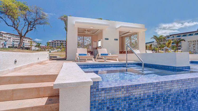 Hideaway at Royalton St Lucia-AdultsOnly Pool