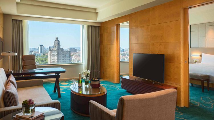 Renaissance Suzhou Hotel Suite
