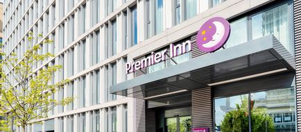 Premier Inn Alexanderplatz Exterior
