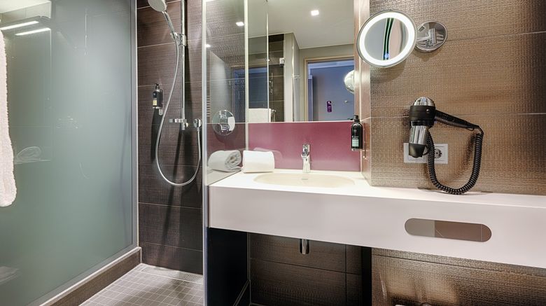 <b>Premier Inn Alexanderplatz Room</b>. Images powered by <a href="https://www.leonardoworldwide.com/" title="Leonardo Worldwide" target="_blank">Leonardo</a>.