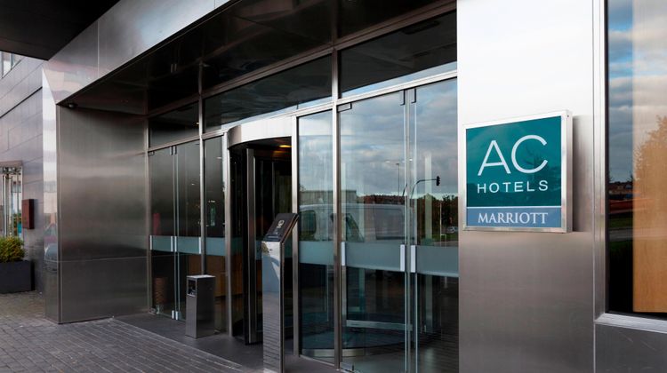 AC Hotel Gijon Exterior